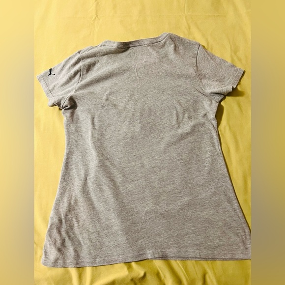 Puma T- shirt size s/p‎ Gray logo puma - Picture 3 of 5